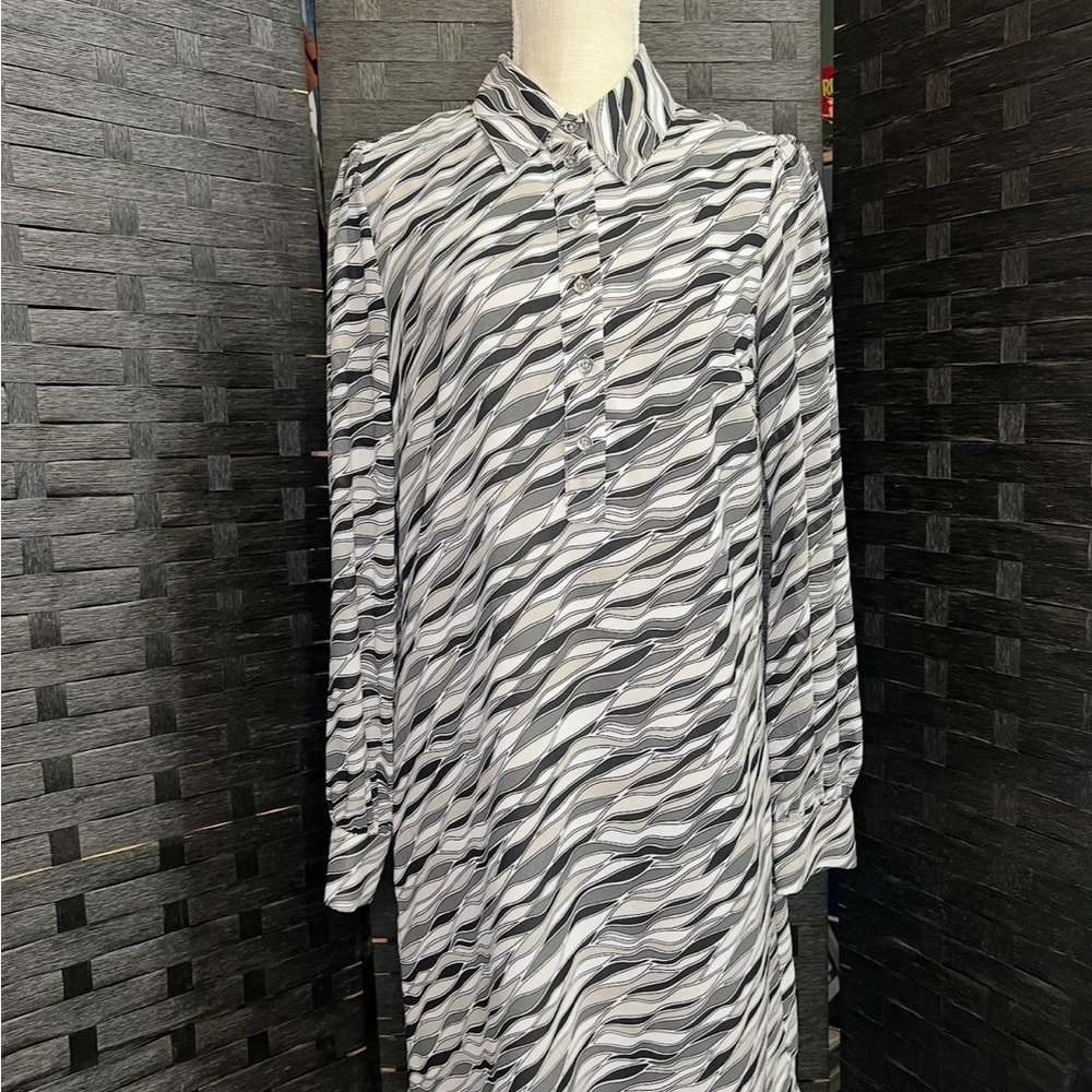 Michael Kors Monochrome Wave Pattern dress - Picture 1 of 6